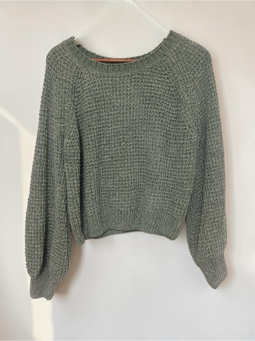 Altar’d State Cropped Chenille Knit Sweater bubble sleeve sage green size XL